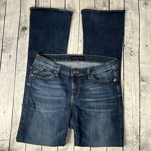 ROCK & REPUBLIC Kasandra Bootcut Jeans - Picture 1 of 6